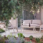 Helichrysum Lofts Family House 度假居 *