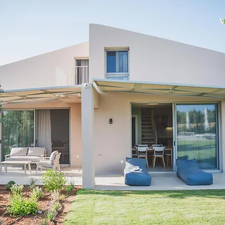 Holiday home Helichrysum Lofts Family House