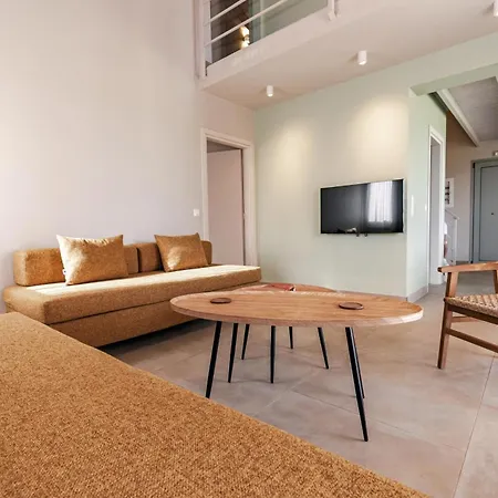 Holiday home Helichrysum Lofts Family House Khokhlasti