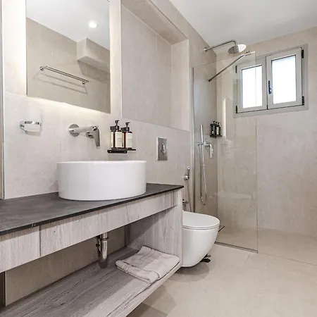 Holiday home Helichrysum Lofts Family House