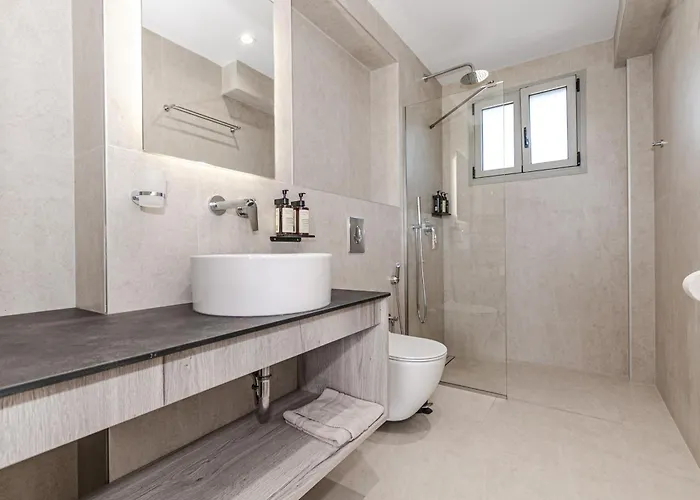 Semesterbostad Helichrysum Lofts Family House