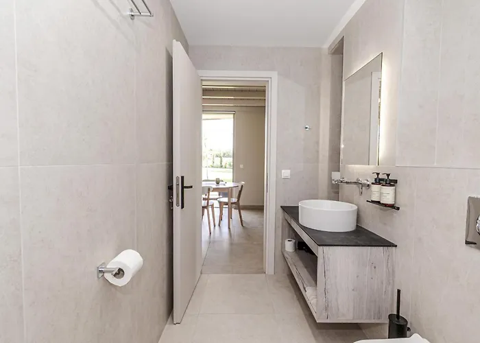 Helichrysum Lofts Family House Khokhlastí