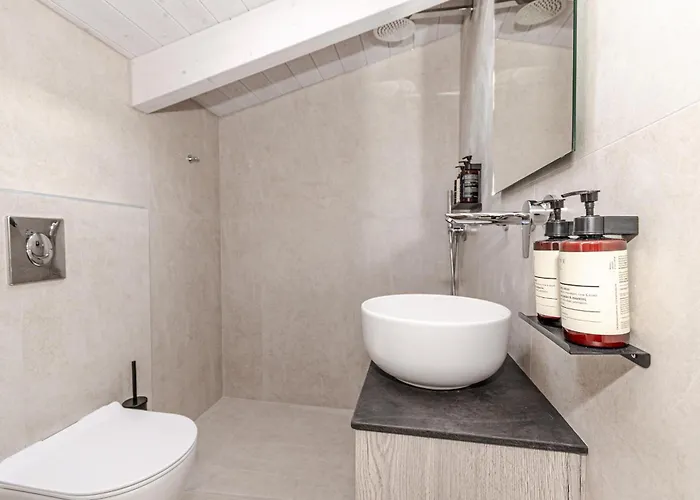 Helichrysum Lofts Family House Khokhlastí