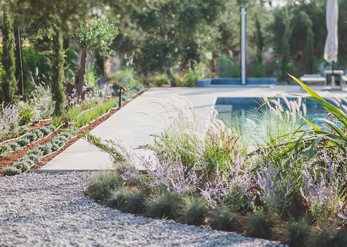 Semesterbostad Helichrysum Lofts Family House Khokhlastí